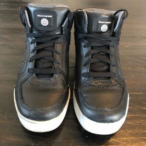 Kids Skechers light up shoes - Sz. 4